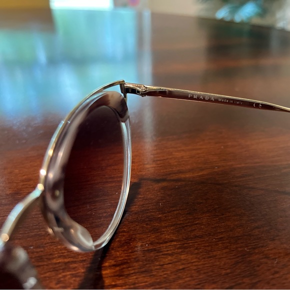 Authentic PRADA Sunglasses - Picture 7 of 7